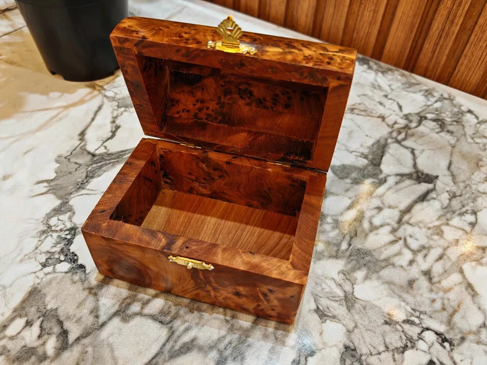 Royal Jewelry wooden box Organizer Keepsake