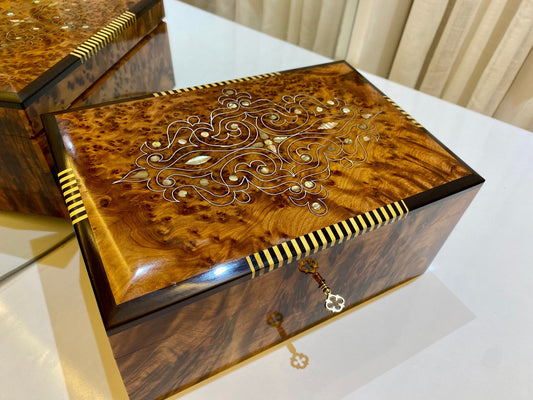 Jewelry organizer boxes