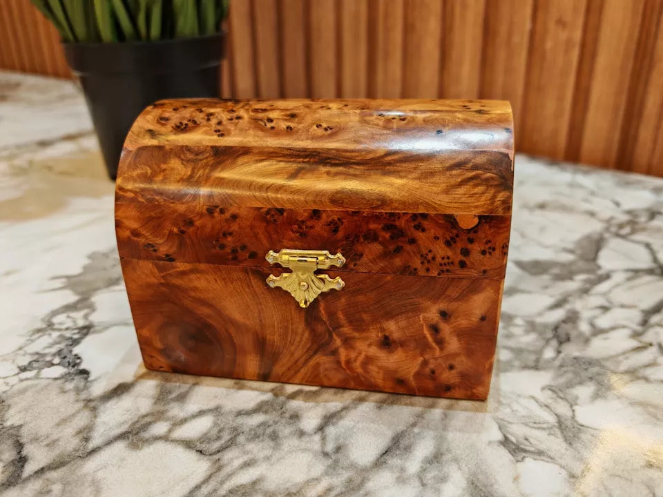 Royal Jewelry wooden box