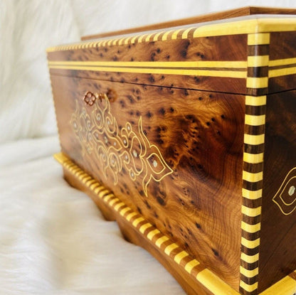 Vintage Jewelry Box Organizer with key decorative box